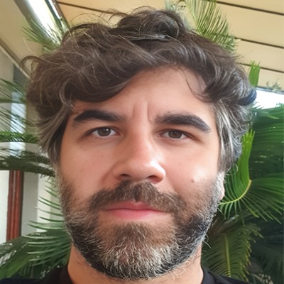 Dr. Marco Medici
